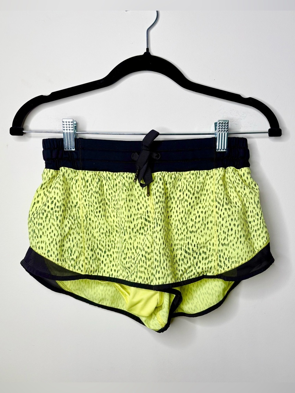 Lululemon Run Speed Short Dottie Dash Clarity